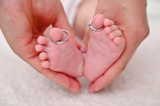 湖南孕妇肚子隐隐作痛